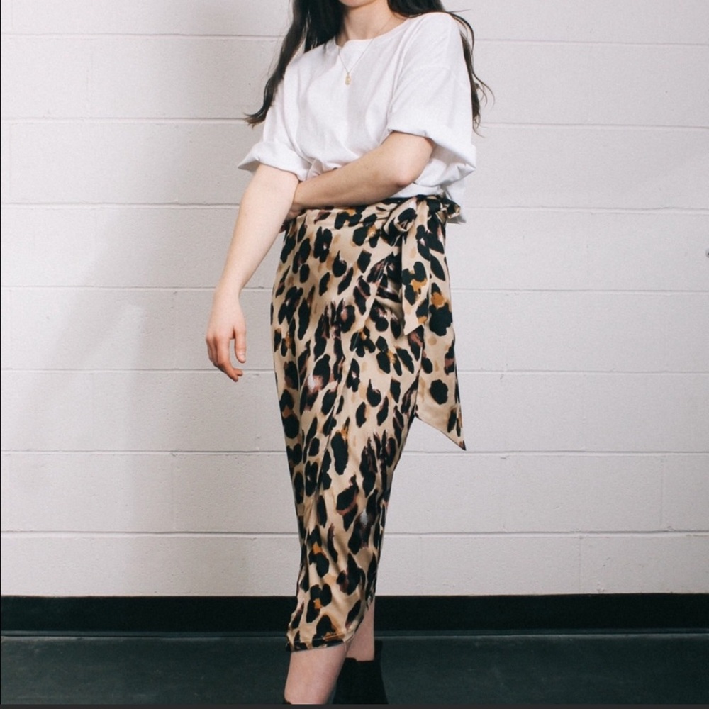 Never fully dressed skirt